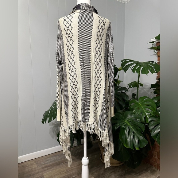 🛍️ mia Maddison beautiful high low open cardiganshrug size X-Large excellent. - Picture 3 of 7